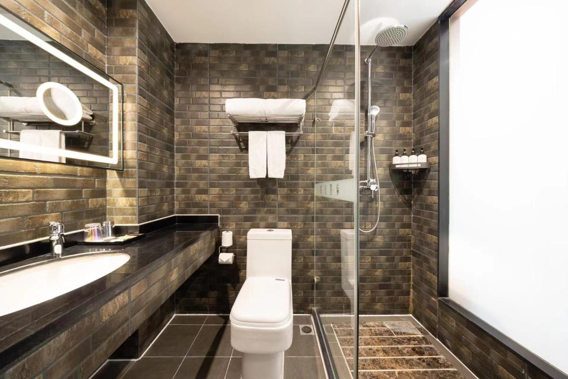 Nost Algia Hotel Near Beijing Panjiayuan Antique Market- Beijing Happy Valley, Cbd, China Zun And Sanlitun, Tian'Anmen Square, Free Ice Cream, Mineral Water, Coffee, Snacks And Laundry Service, Free Gymnastic, English Communication Well Екстериор снимка