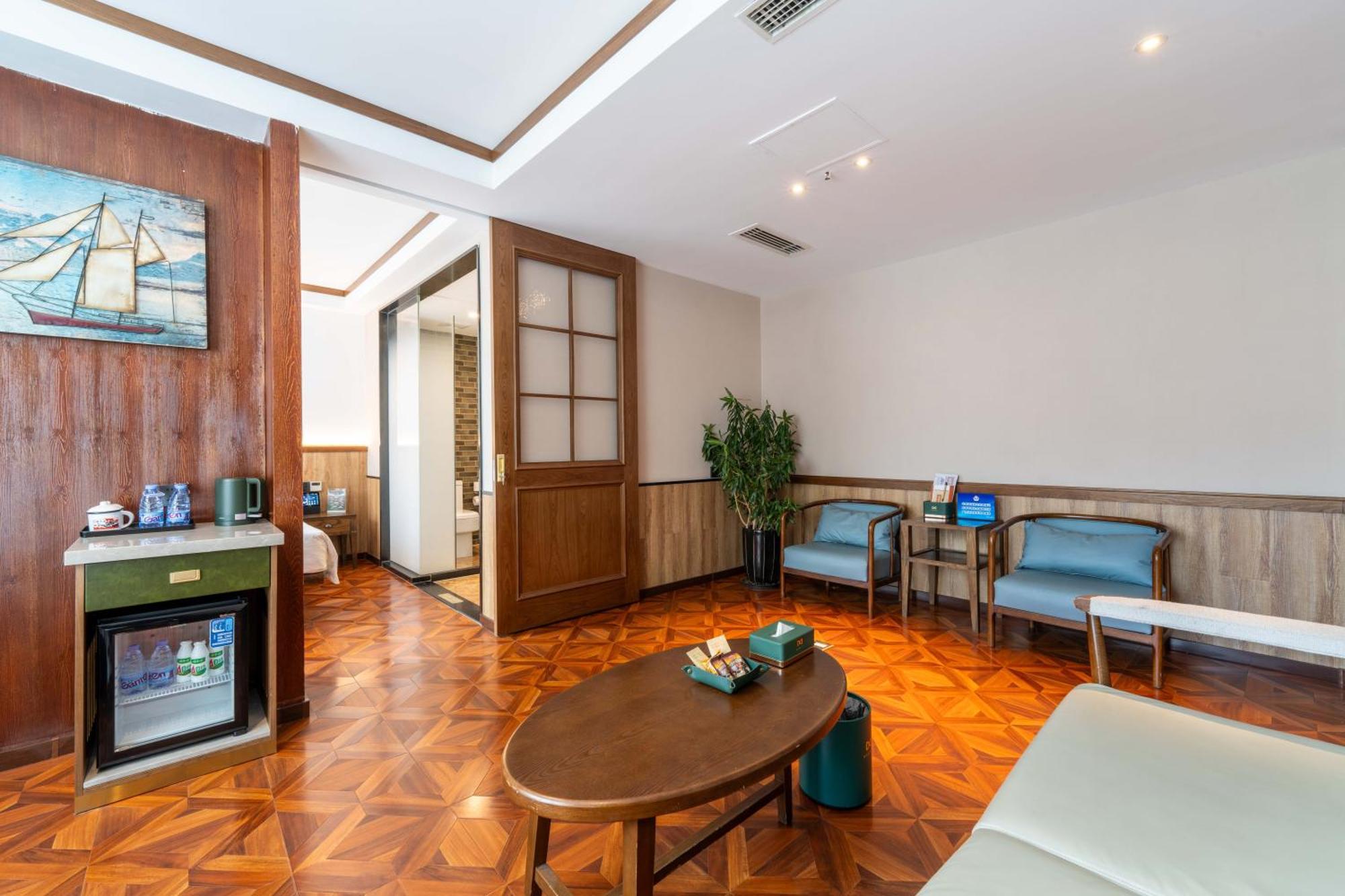 Nost Algia Hotel Near Beijing Panjiayuan Antique Market- Beijing Happy Valley, Cbd, China Zun And Sanlitun, Tian'Anmen Square, Free Ice Cream, Mineral Water, Coffee, Snacks And Laundry Service, Free Gymnastic, English Communication Well Екстериор снимка