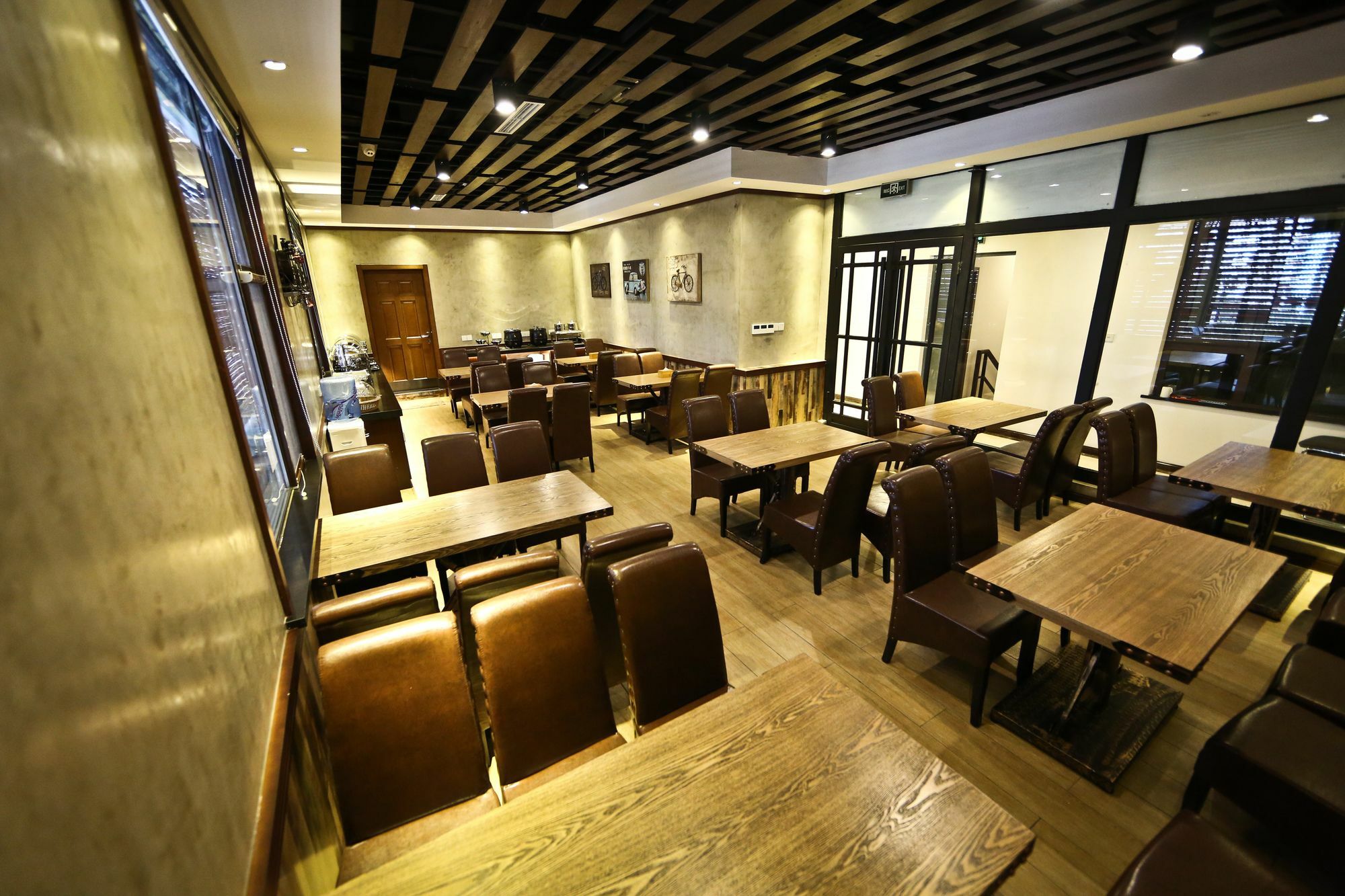 Nost Algia Hotel Near Beijing Panjiayuan Antique Market- Beijing Happy Valley, Cbd, China Zun And Sanlitun, Tian'Anmen Square, Free Ice Cream, Mineral Water, Coffee, Snacks And Laundry Service, Free Gymnastic, English Communication Well Екстериор снимка