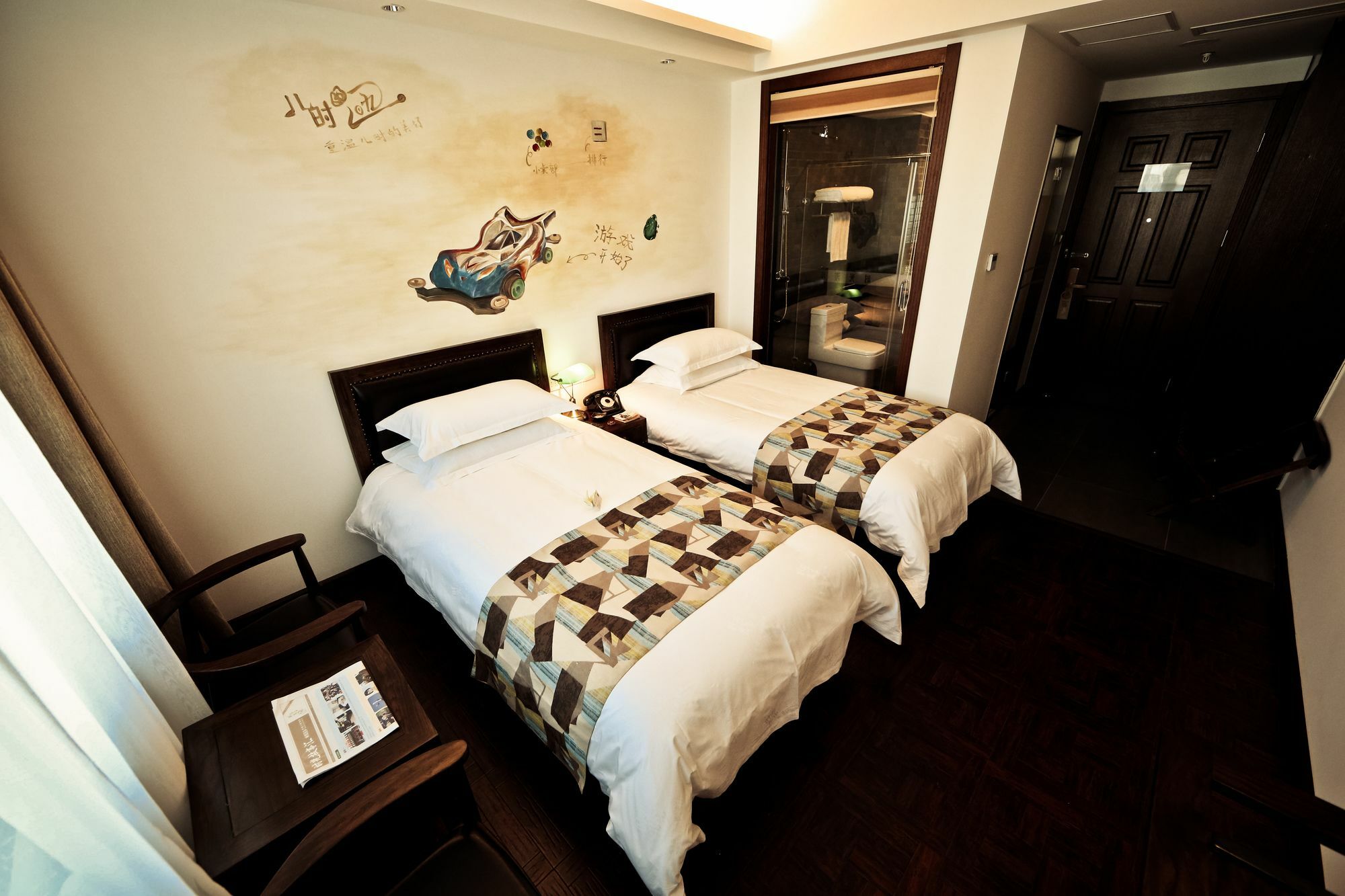 Nost Algia Hotel Near Beijing Panjiayuan Antique Market- Beijing Happy Valley, Cbd, China Zun And Sanlitun, Tian'Anmen Square, Free Ice Cream, Mineral Water, Coffee, Snacks And Laundry Service, Free Gymnastic, English Communication Well Екстериор снимка